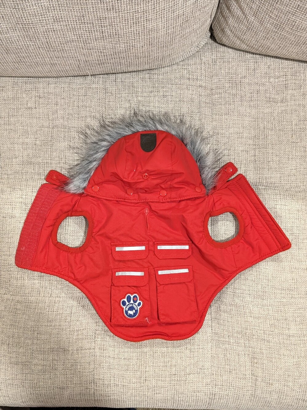 Canada Pooch Everest Explorer Jacket Size 10 NWOT